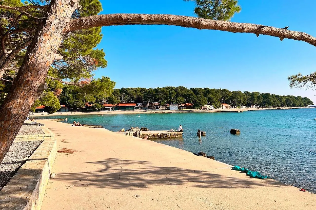 Mobile Home Saky, Biograd Na Moru 0*,